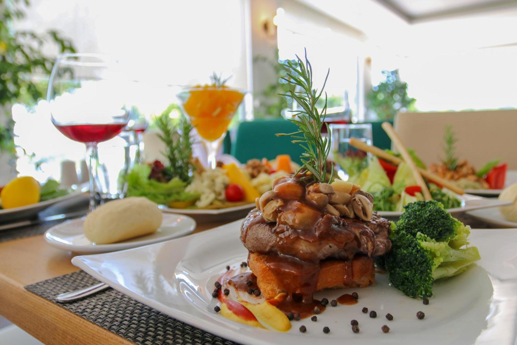 Kumkuyu Olbios Marina Resort Hotel מראה חיצוני תמונה